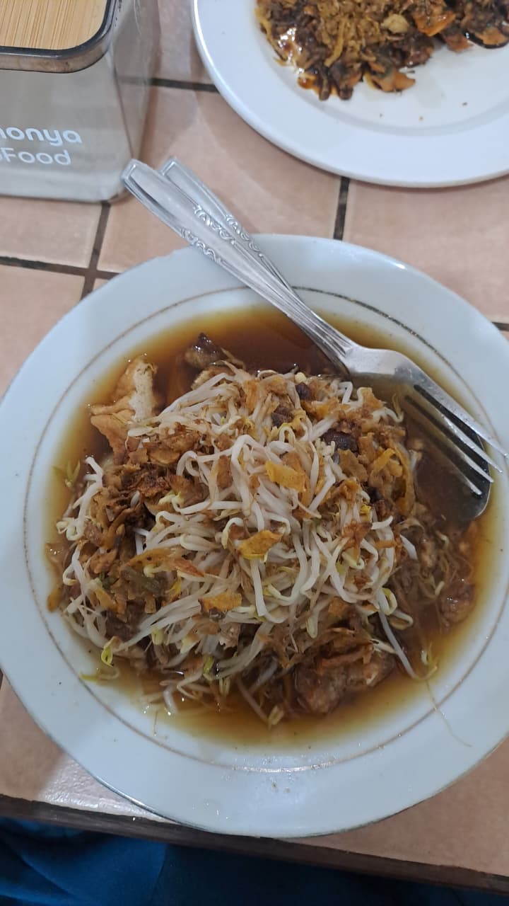 Lontong balap